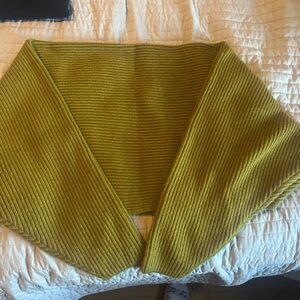Commense Olive Ribbed Poncho